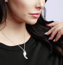 Load image into Gallery viewer, Vanilla and Cardamon Necklace - Silver